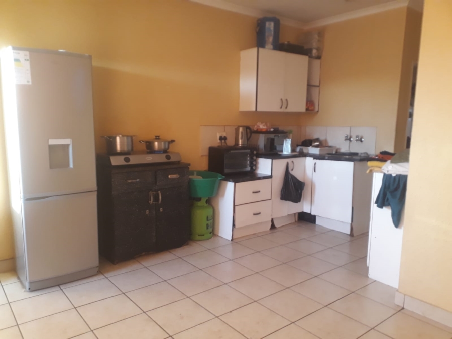 2 Bedroom Property for Sale in Rustenburg Central North West